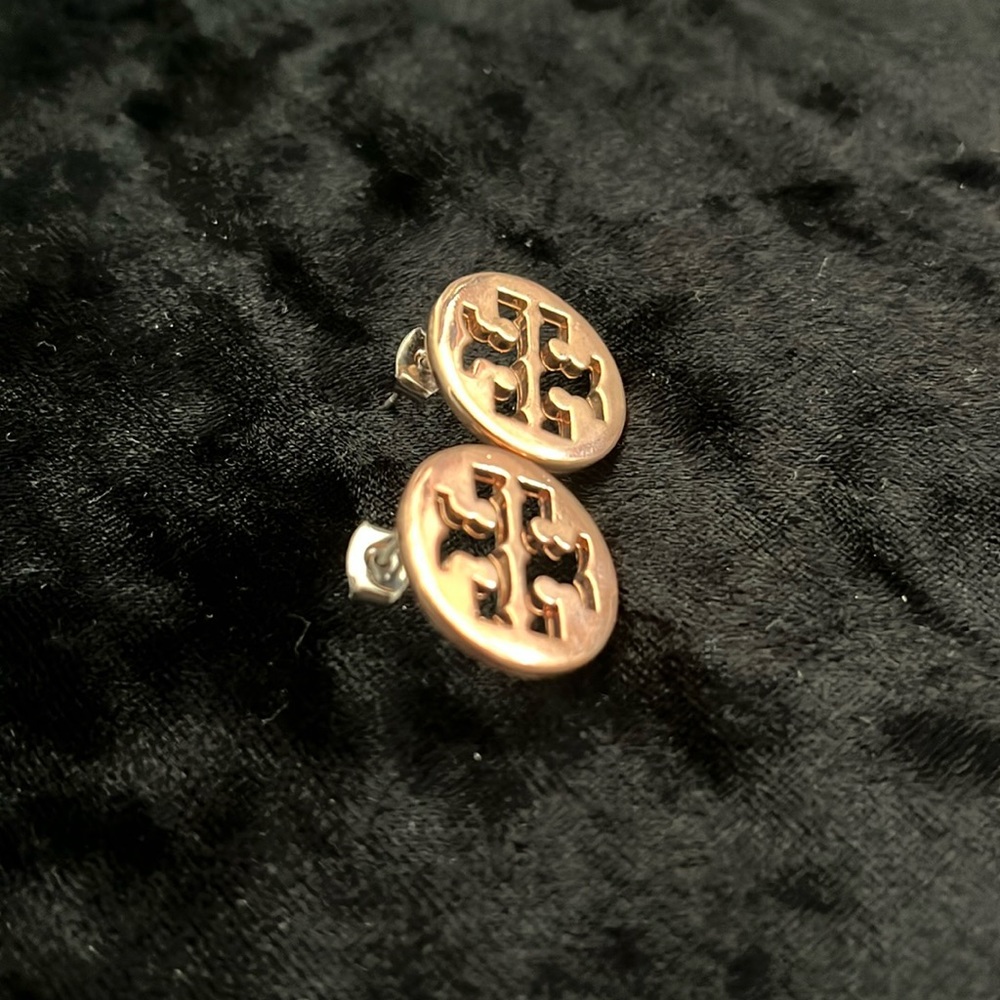 Women’s earrings - Picture 2 of 4